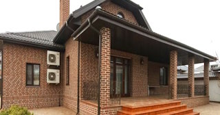 Строительство домов из кирпича с мансардой в Нижневартовске | от 3628 рублей